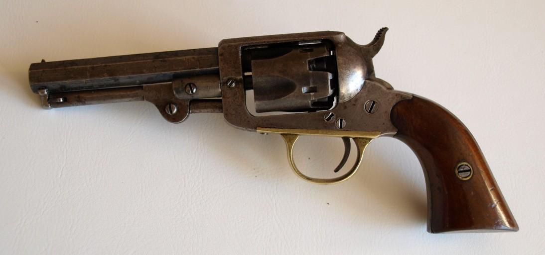 Pistolet- Derringer- Cal 31- Percussion-Poudre noire -Ref 16130